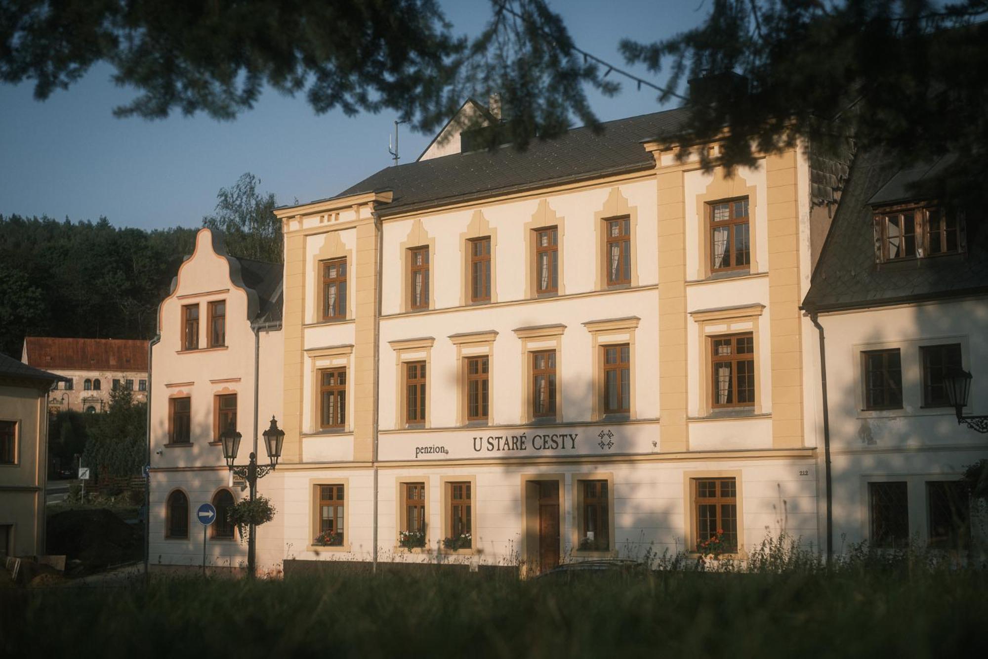 Hotel U Stare Cesty Horní Slavkov Exterior foto